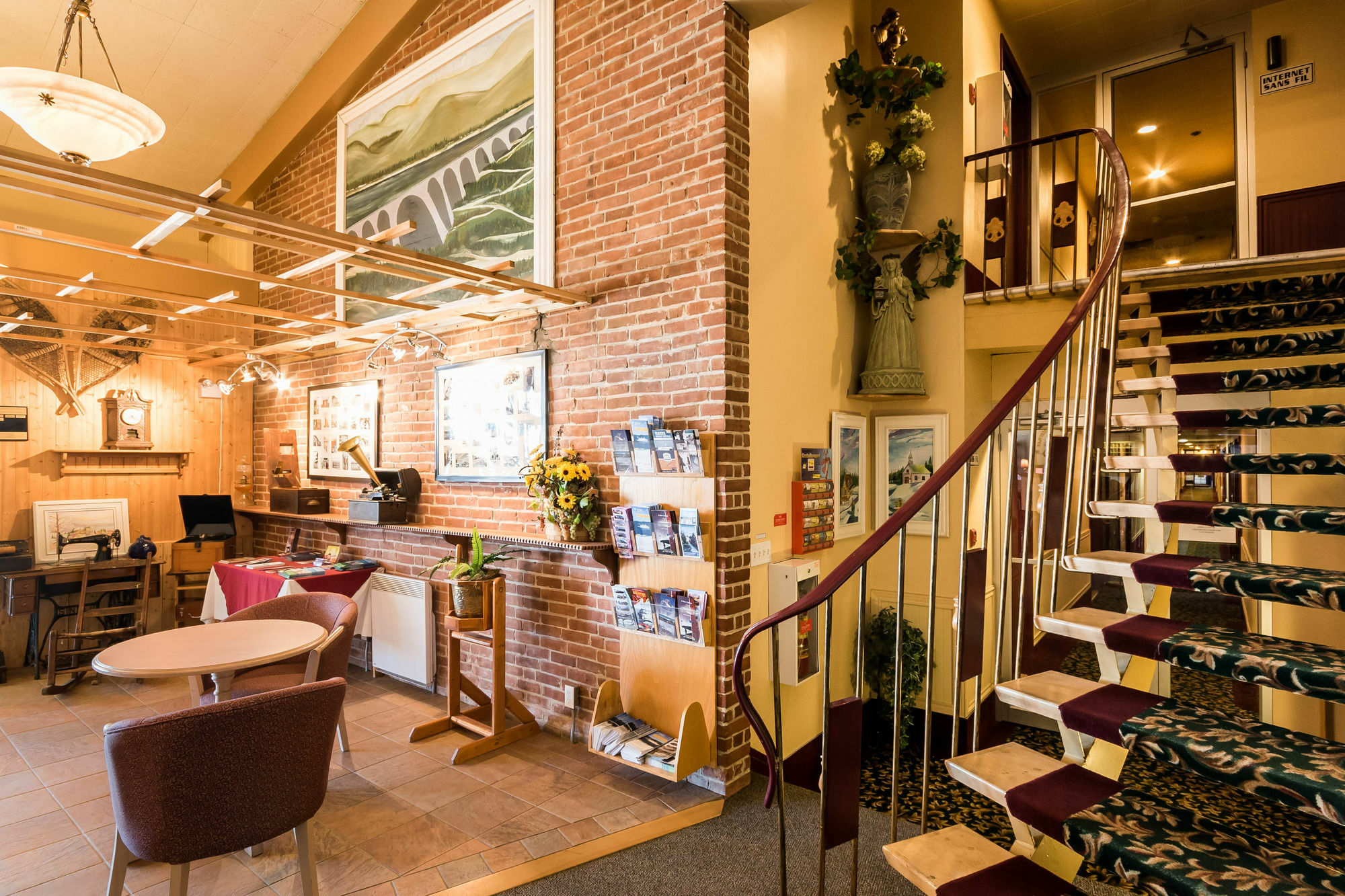 Hotel La Caravelle Baie-Comeau Zewnętrze zdjęcie
